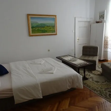 Duka * Πιράν